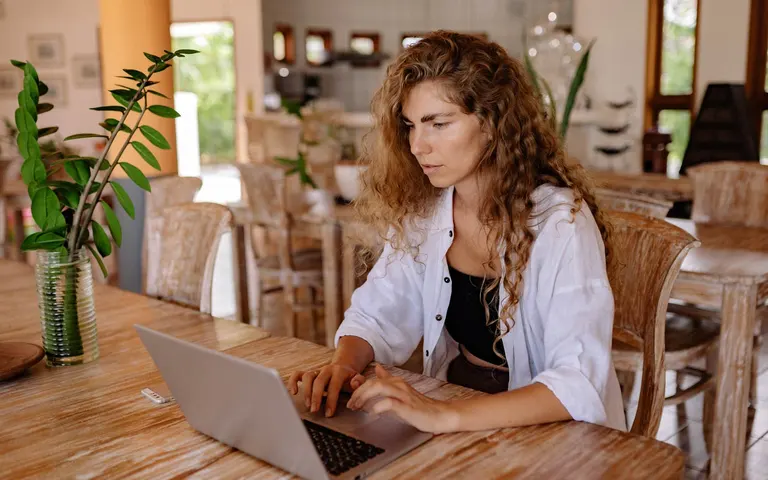 Digital-First Engagement: Transforming Customer Support